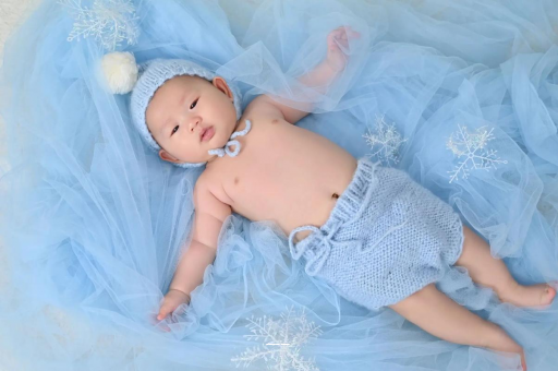 桂阳宝宝打完疫苗后发烧